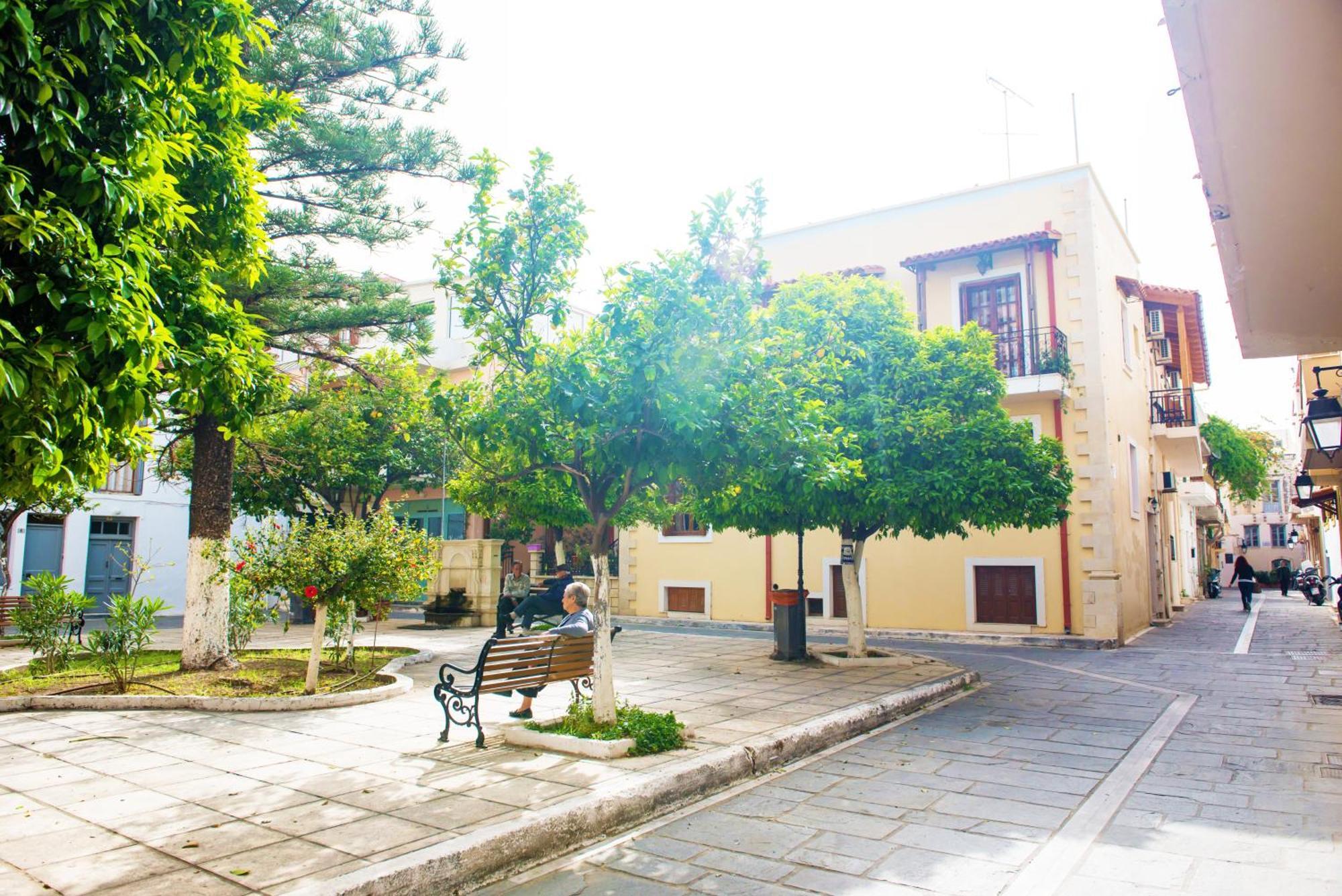 Mat Old Town Apartments L Rethymno  Bagian luar foto